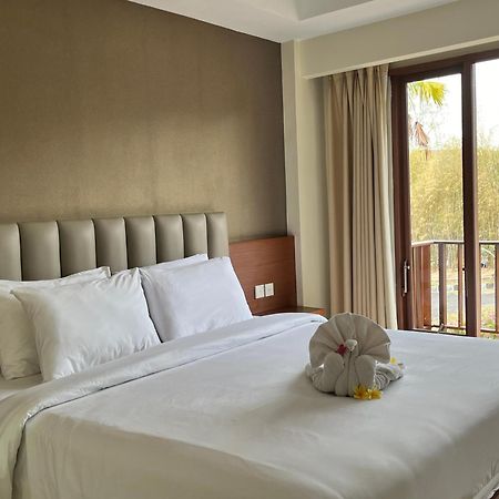 New Kuta Hotel By Lorin Uluwatu Buitenkant foto