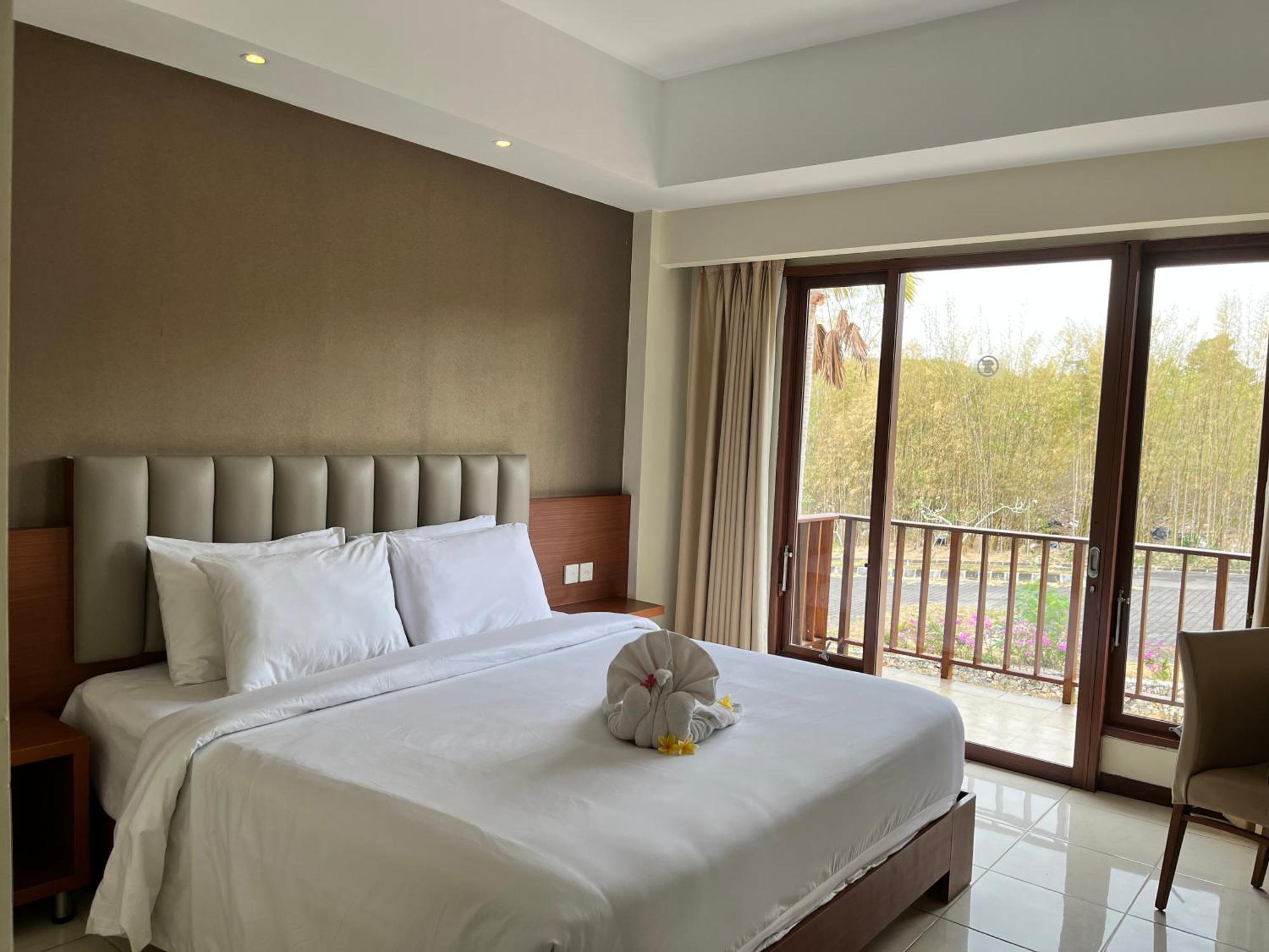 New Kuta Hotel By Lorin Uluwatu Buitenkant foto