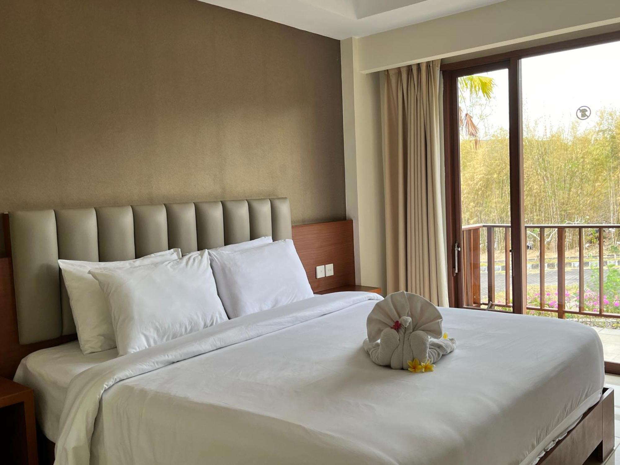 New Kuta Hotel By Lorin Uluwatu Buitenkant foto